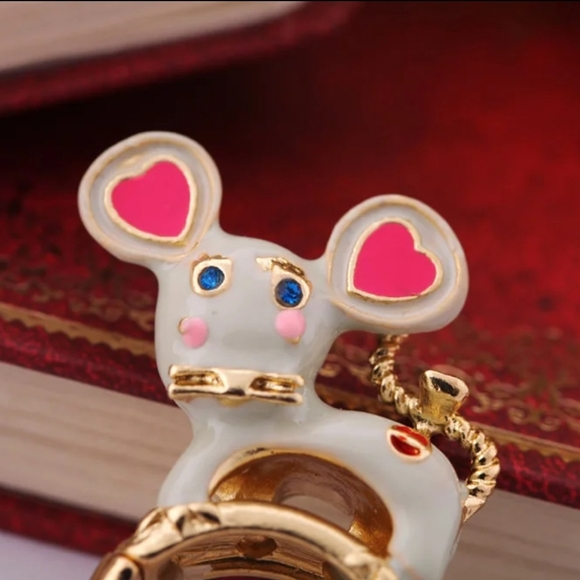 Gold-plated Crystal Mouse ring with adjustable sizes BOGO - Picture 7 of 16